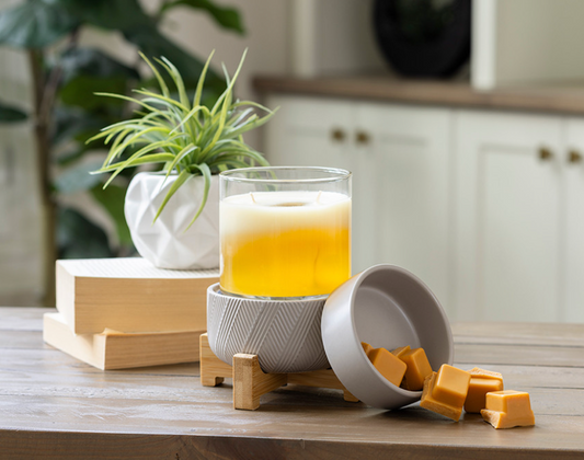 2-in-1 Wooden Pedestal Warmer
